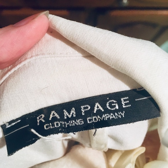 Rampage White Blazer - Picture 5 of 6